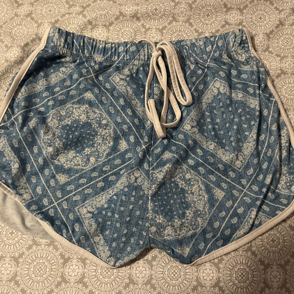 ROMWE shorts!